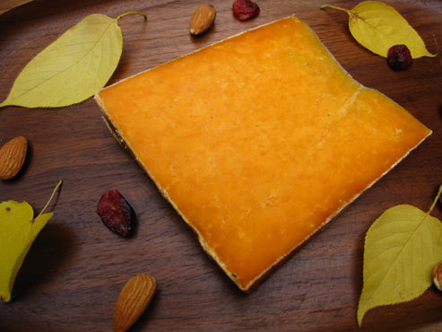 Sparkenhoe Red Leicester: A Perfect Fall Cheese