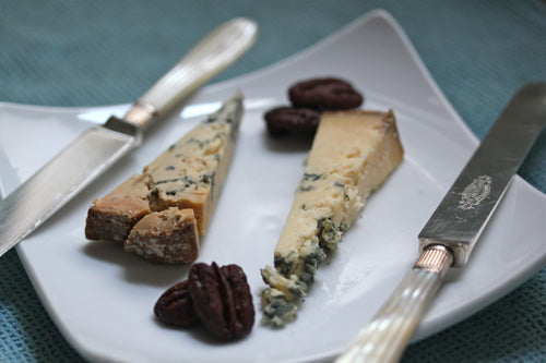 Raw vs. Pasteurized: Stilton vs. Stichelton