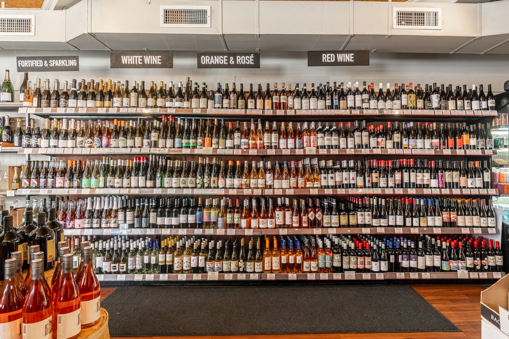 Bottle_Shop_Wall_Display