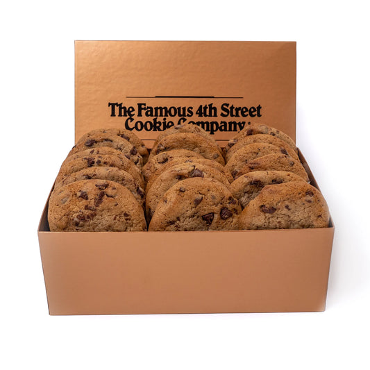 Famous 4th Street Chocolate Chip Cookies (12 Cookies)