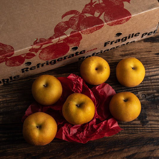 Medium box includes 5-7 pears.