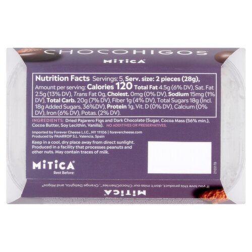 A chocolate bar package labeled Chochigos Mitica, showing the back of the wrapper with nutrition facts, ingredients, and product details on a white background.