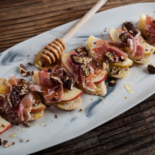 DiBrunoBros.ProciuttoApple